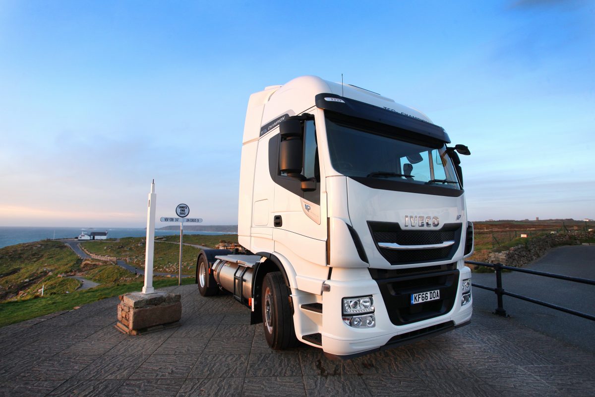 IVECO Stralis travels 837 miles without refuelling