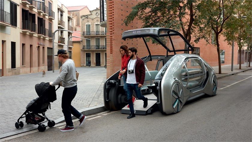 Renault EZ-GO concept vehicle for shared urban e-Mobility