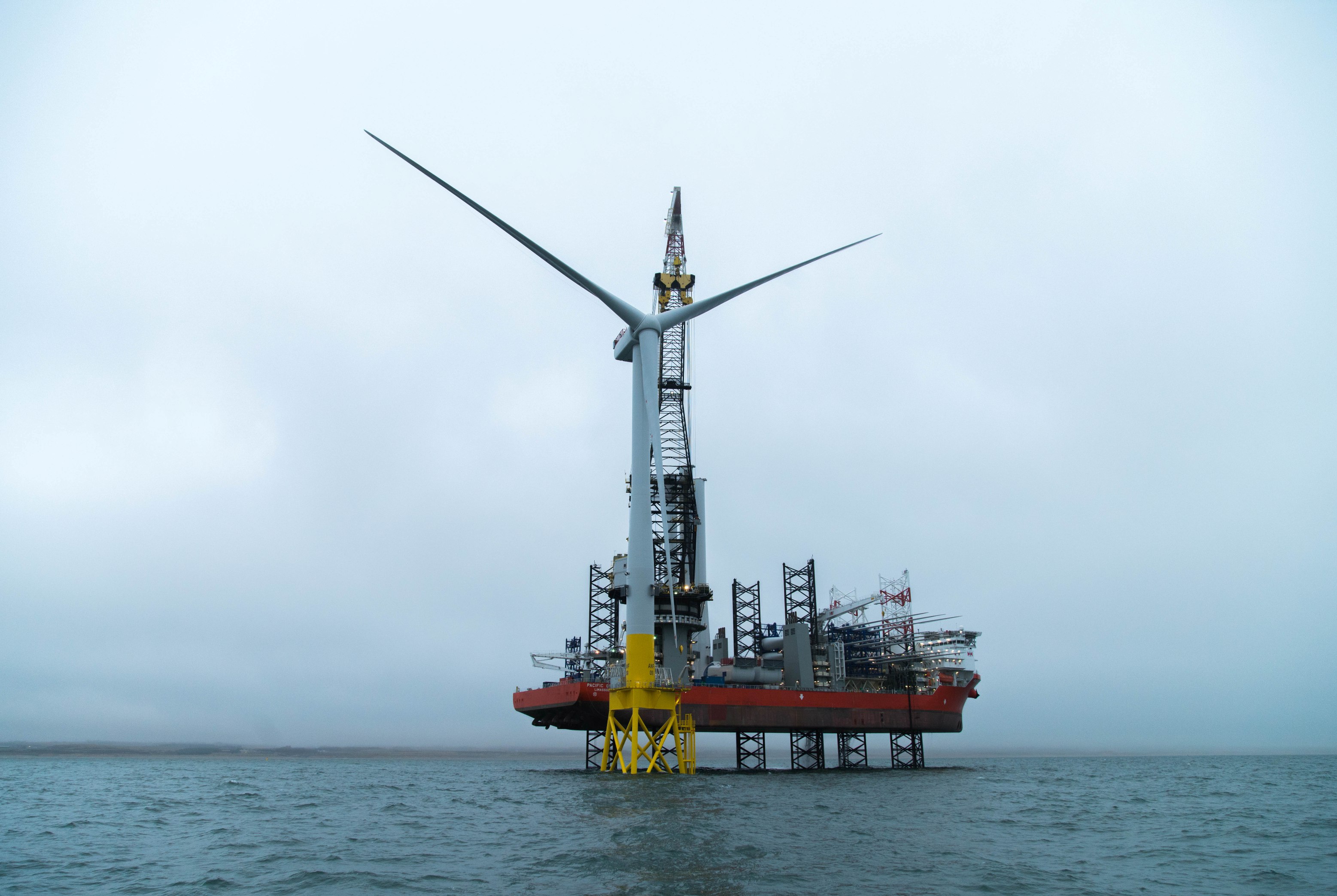 Wind turbine installation in Scottish waters