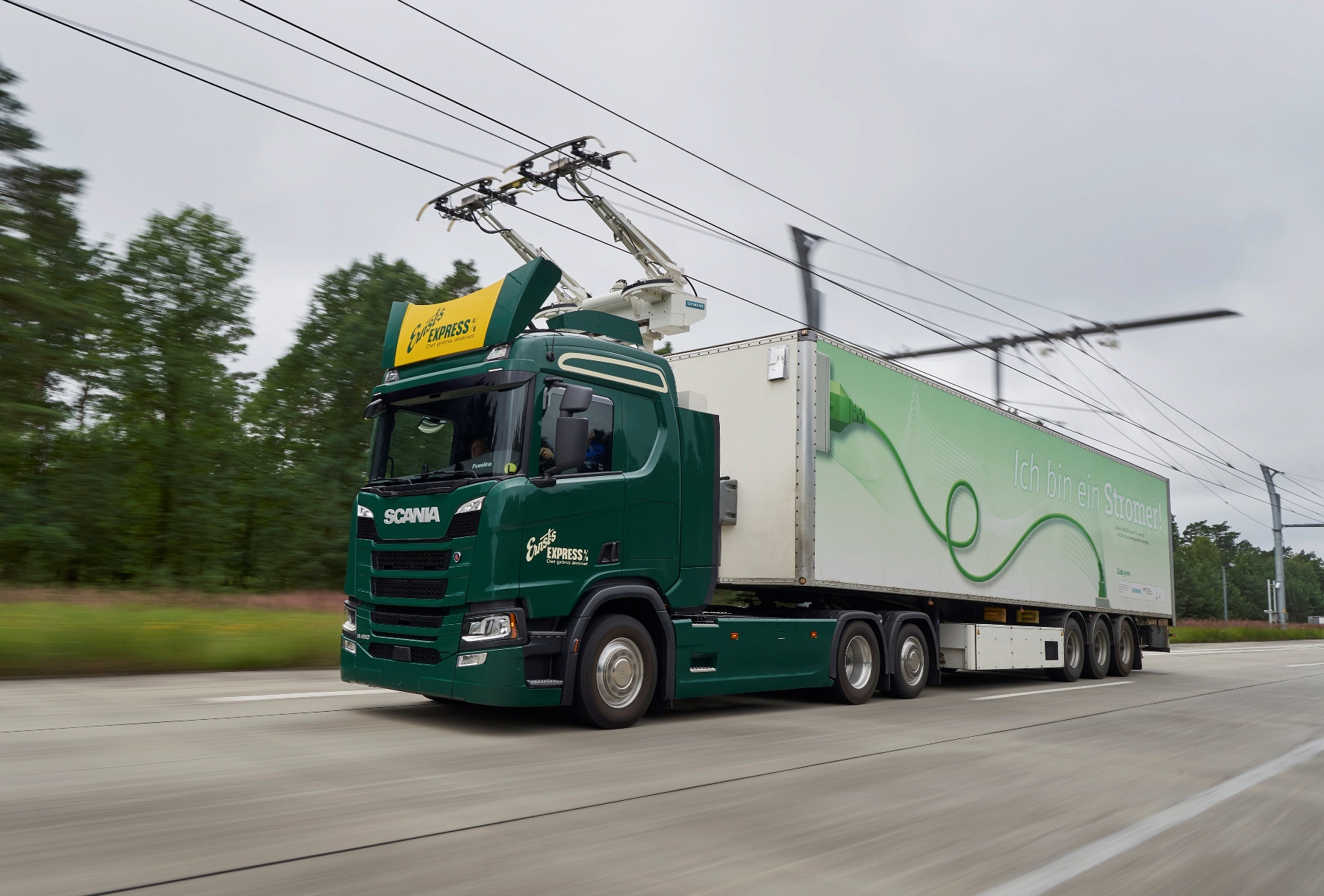 Truck for electric highways project