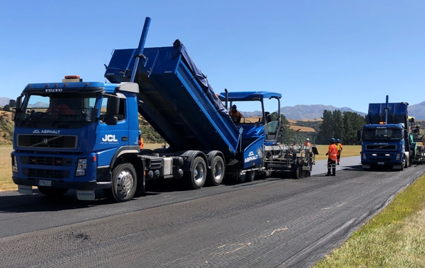 New Zealand test track uses compound asphalt overlays to resist cracking
