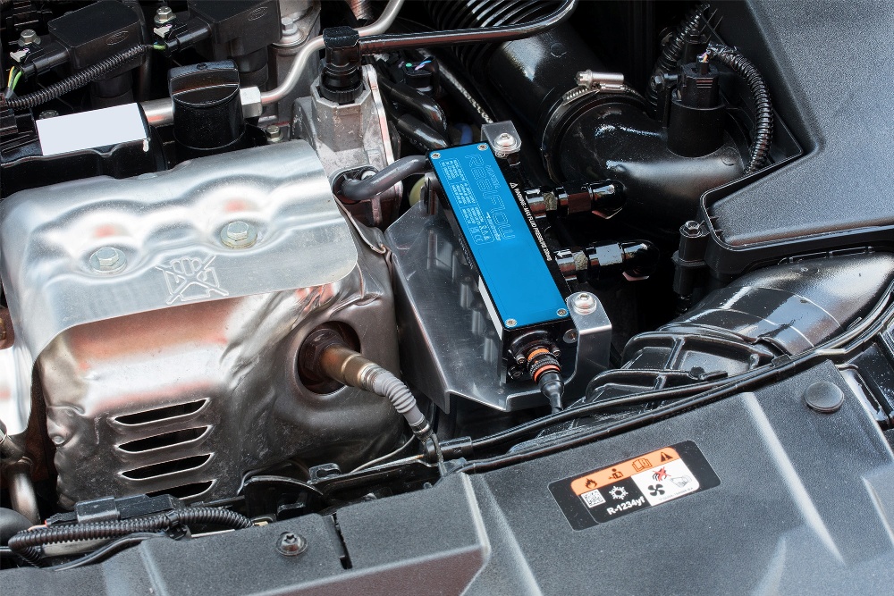 Ultrasonic fuel flow measurement sensor for very low fuel ratestrains
