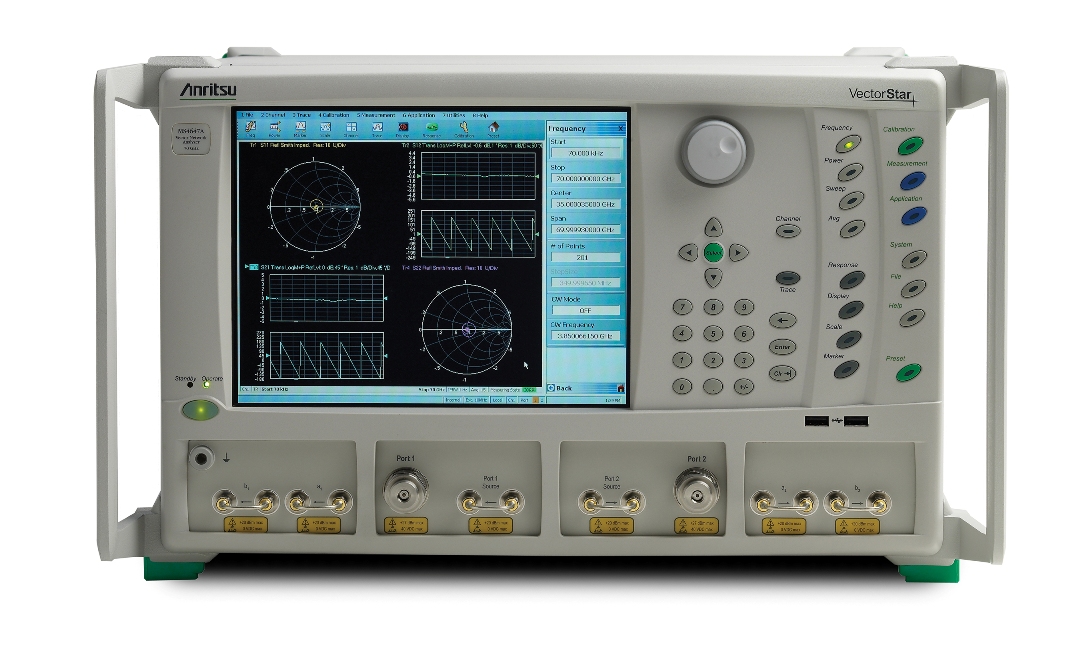 Single sweep vector network analyser with spectrum analysis capability supports wide frequency range