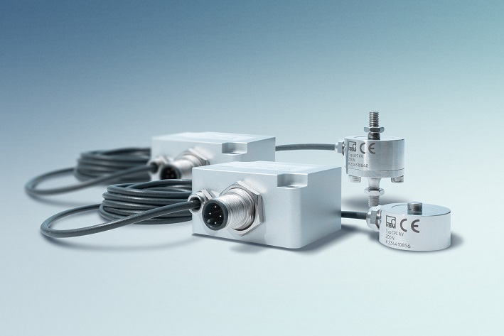 Transducers for compressive or tensile force measurements with IO-Link outputs